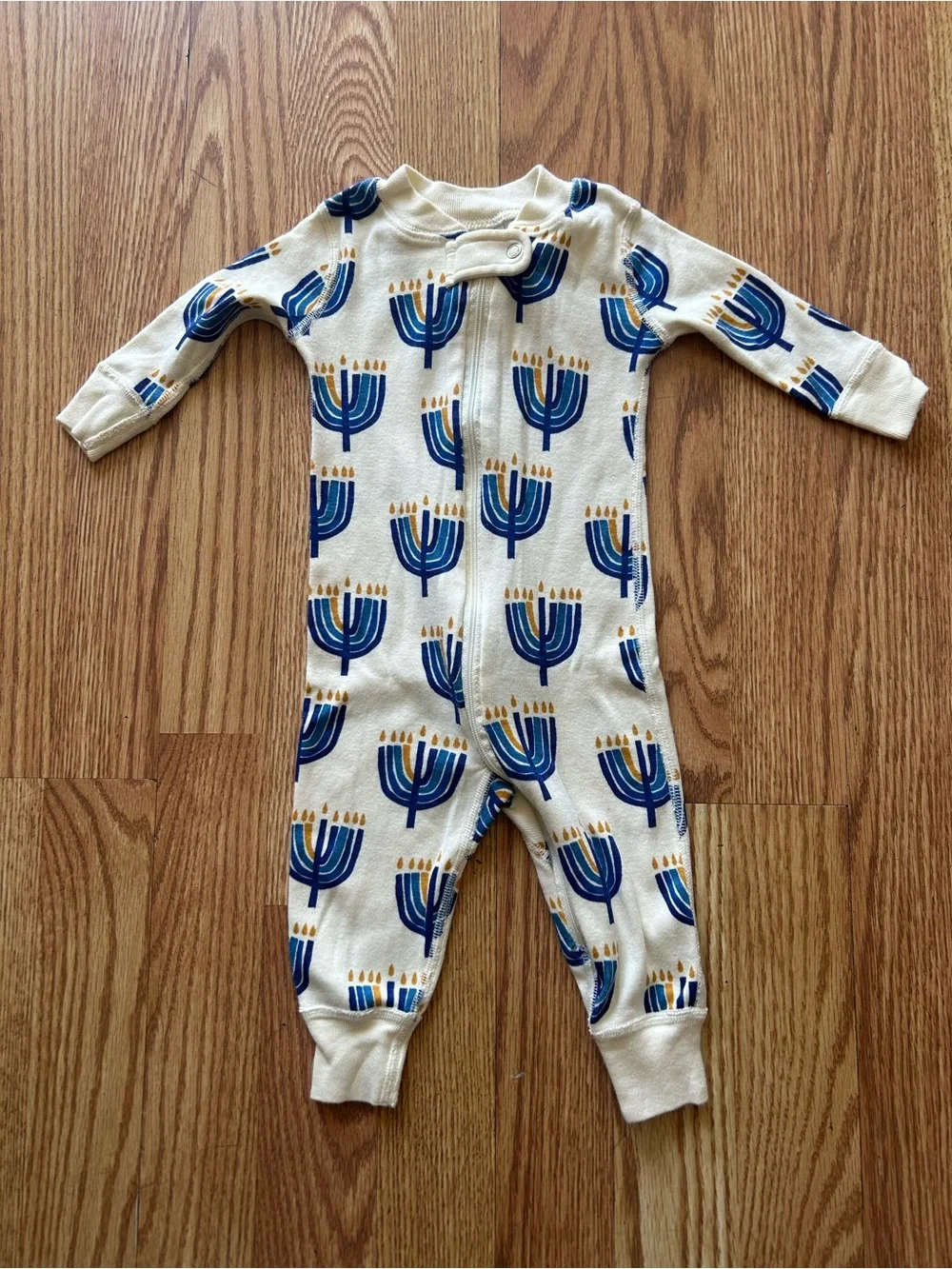 Hanna Andersson One-Piece with Menorah Print Pajamas Size 60/US3-6 EUC Unisex